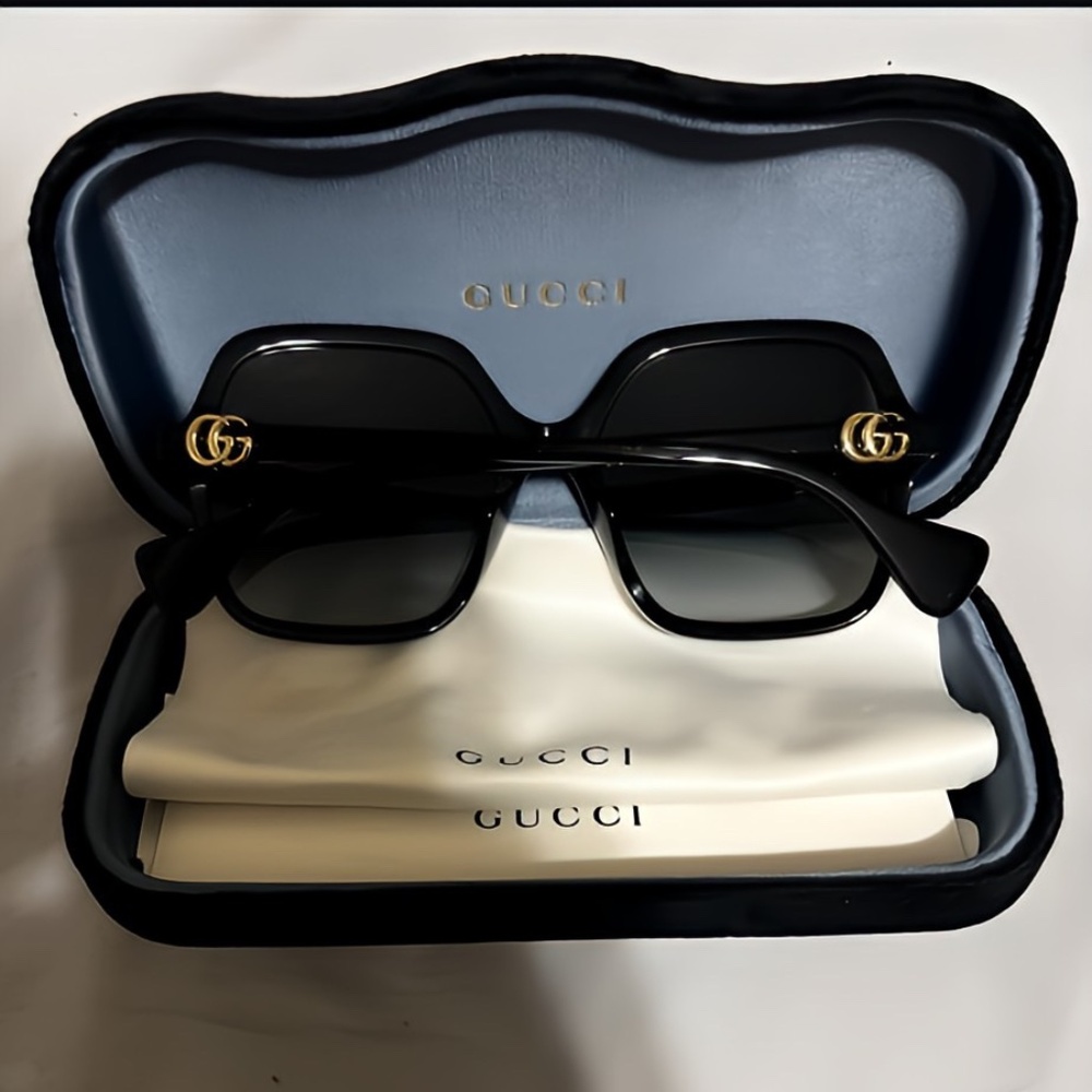 Gucci sunglasses